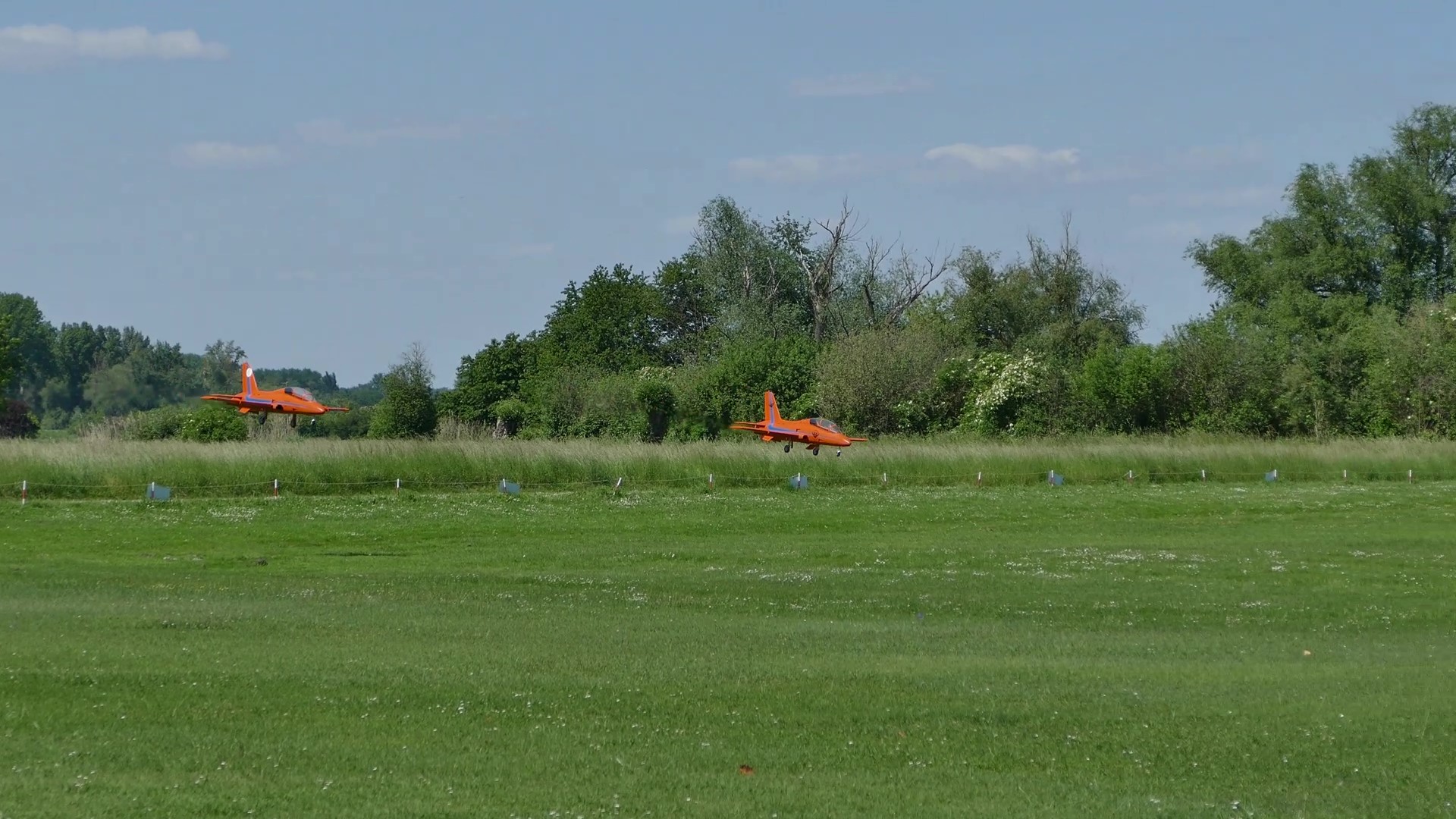 Alpha Jets mit synchroner Landung